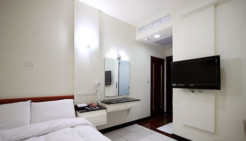 E Moon Hotel Тайчжун Екстер'єр фото