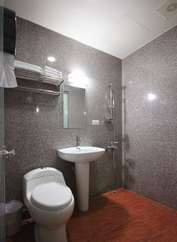 E Moon Hotel Тайчжун Екстер'єр фото