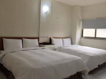 E Moon Hotel Тайчжун Екстер'єр фото
